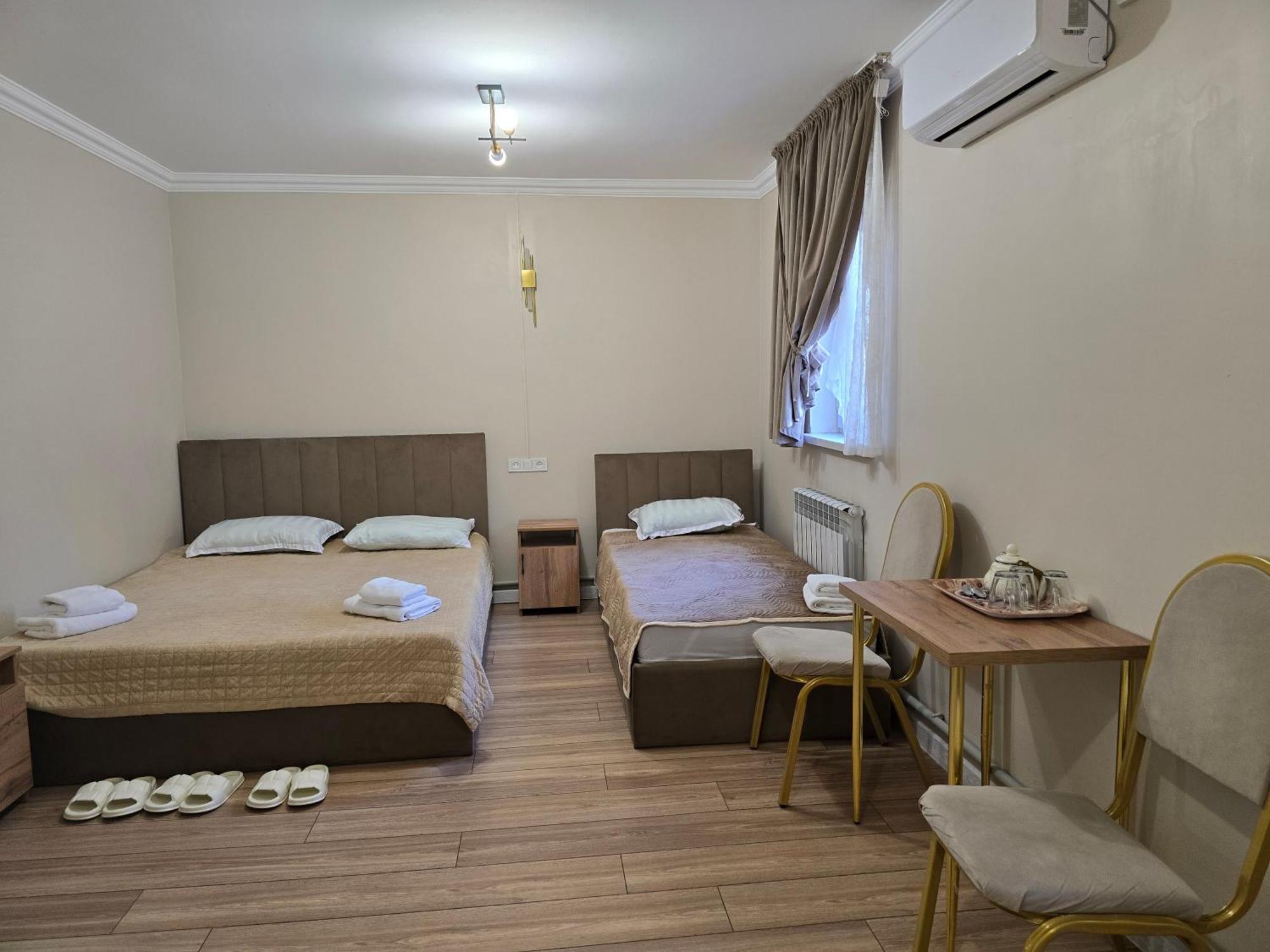 Hotel Golden Time à Almaty Extérieur photo